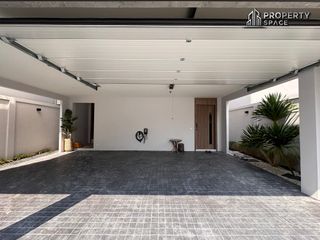 À vendre 4 chambres villa à Jomtien, Pattaya