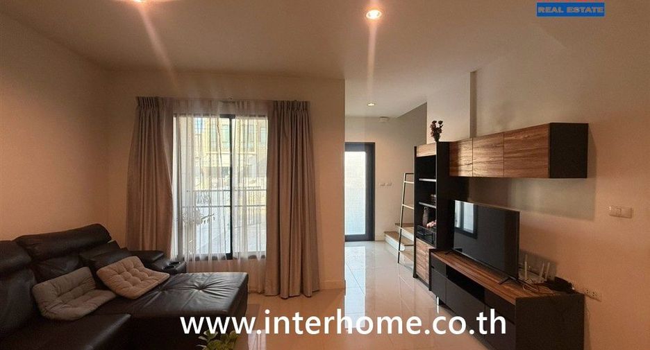 Продажа 2 спальни таунхаус в Bang Phli, Самутпракан