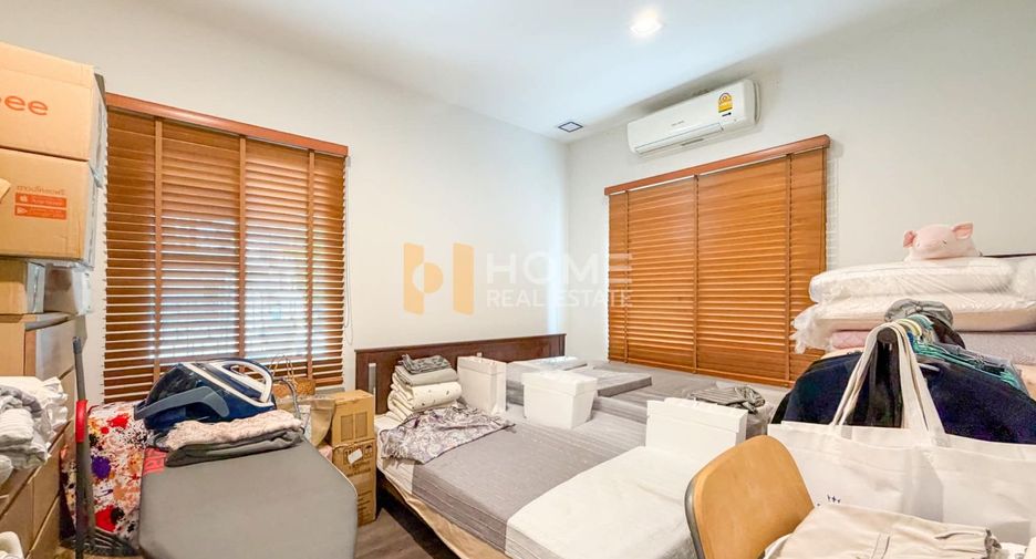 For sale 3 bedrooms house in Mueang Nonthaburi, Nonthaburi