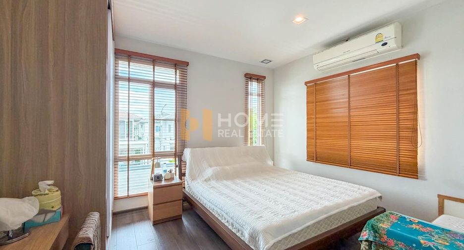 For sale 3 bedrooms house in Mueang Nonthaburi, Nonthaburi