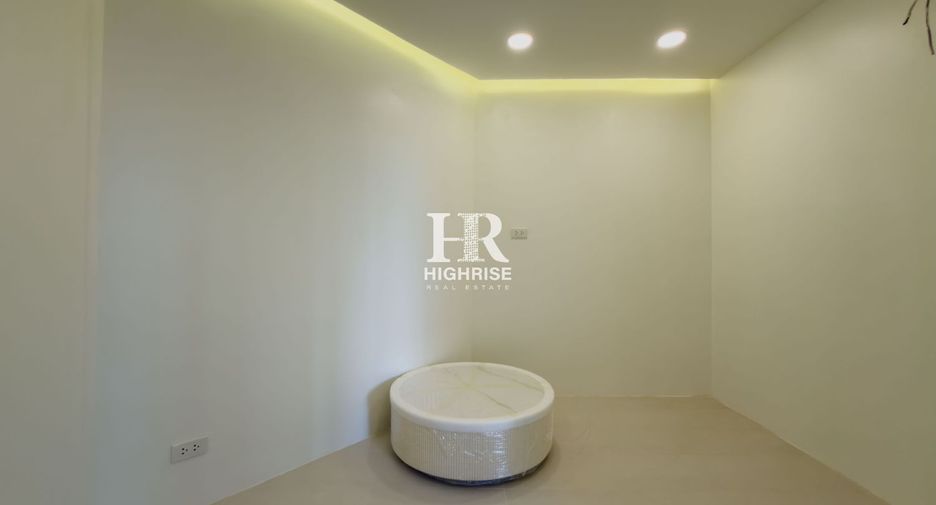 Condo en venta de 2 habitaciones en Bang Lamung, Chonburi