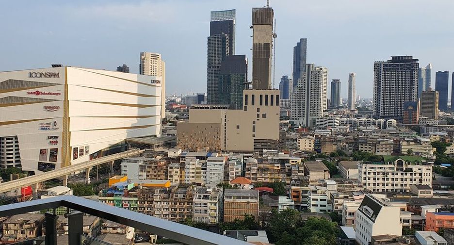 For rent 1 bed condo in Khlong San, Bangkok
