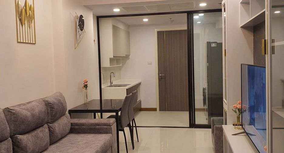 For rent 1 bed condo in Khlong San, Bangkok