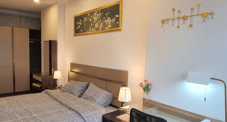 For rent 1 bed condo in Khlong San, Bangkok