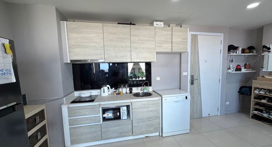 For sale 2 bedrooms apartment in Jomtien, Pattaya