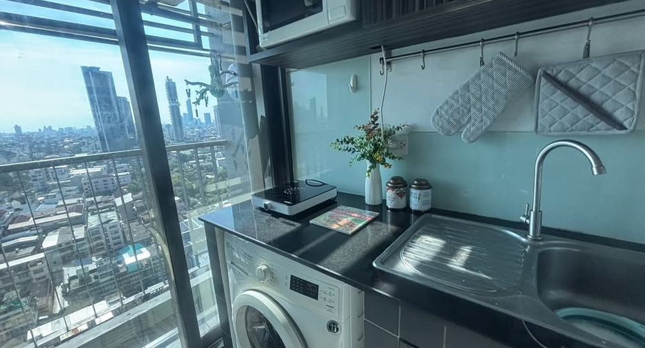 À louer 1 chambre condo à Sathon, Bangkok