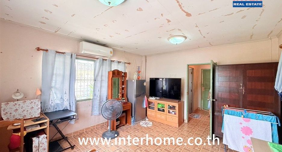 For sale 4 bedrooms house in Thawi Watthana, Bangkok