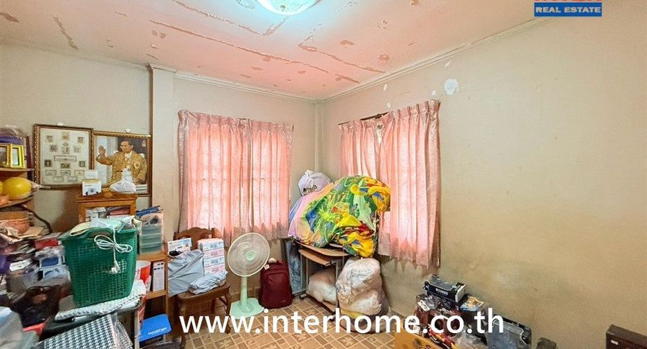 For sale 4 bedrooms house in Thawi Watthana, Bangkok
