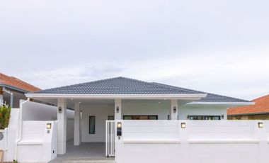 For sale 3 bedrooms house in Jomtien, Pattaya