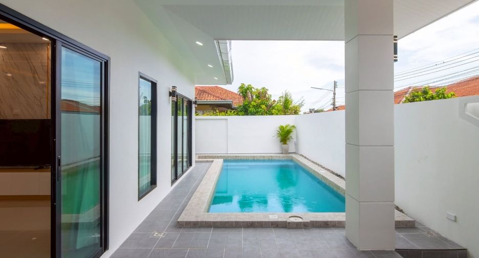 For sale 3 bedrooms house in Jomtien, Pattaya