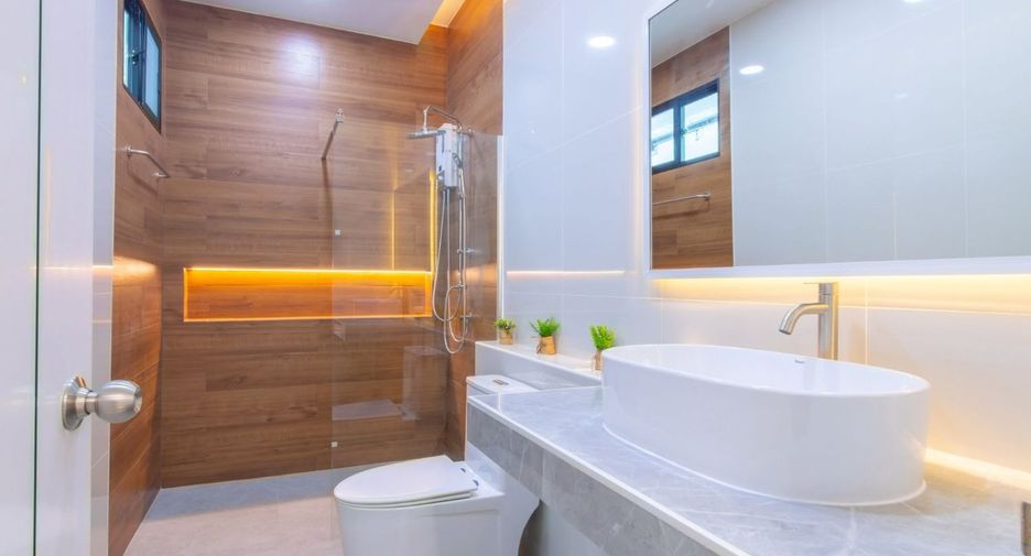 For sale 3 bedrooms house in Jomtien, Pattaya