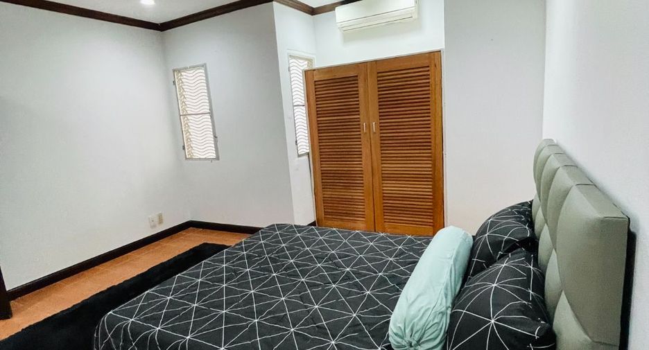 For sale 2 bedrooms apartment in Jomtien, Pattaya