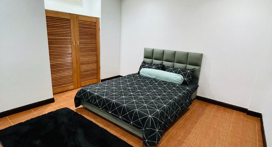 For sale 2 bedrooms apartment in Jomtien, Pattaya