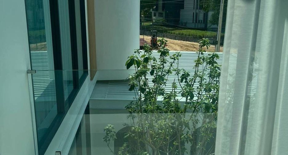 For rent 4 bedrooms house in Hang Dong, Chiang Mai