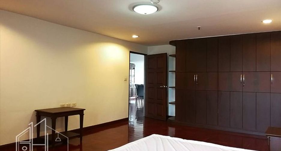 For rent 3 ベッドルーム apartment in Khlong Toei, Bangkok