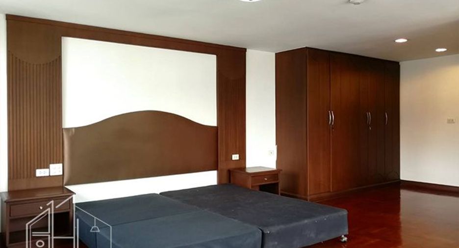 For rent 3 ベッドルーム apartment in Khlong Toei, Bangkok