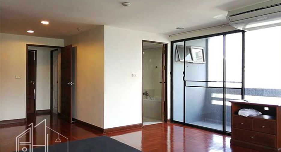For rent 3 ベッドルーム apartment in Khlong Toei, Bangkok