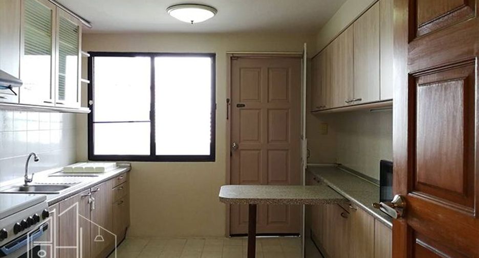 Apartment zur Miete mit 2 Zimmer in Khlong Toei, Bangkok