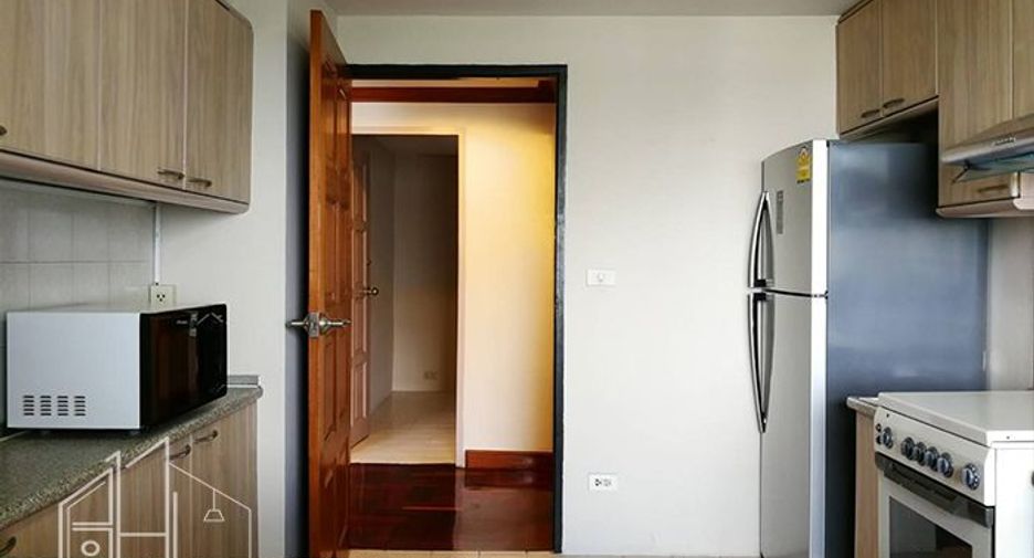 Apartment zur Miete mit 2 Zimmer in Khlong Toei, Bangkok