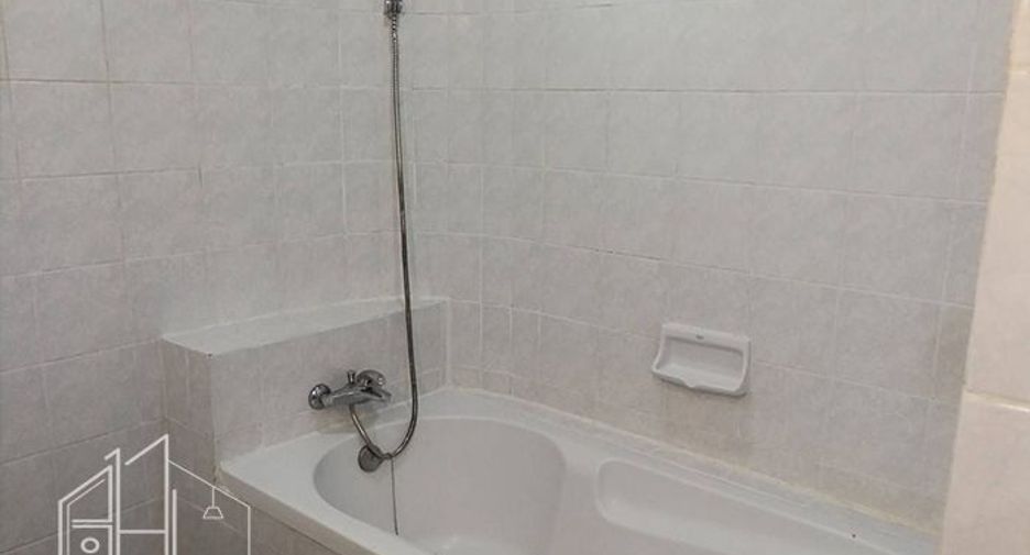 Apartment zur Miete mit 2 Zimmer in Khlong Toei, Bangkok