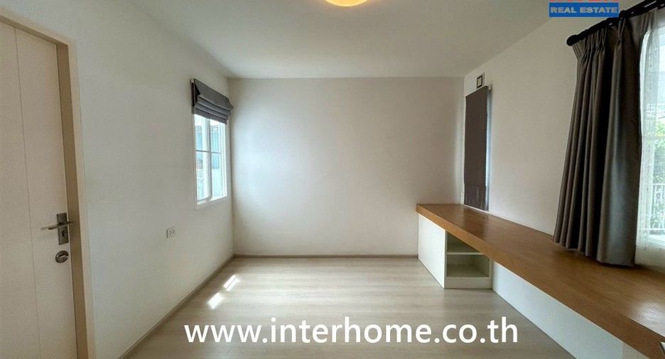 Casa en venta de 3 habitaciones en Bang Bo, Samut Prakan