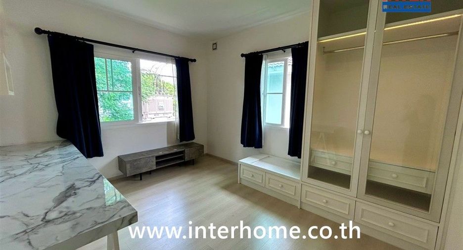 Casa en venta de 3 habitaciones en Bang Bo, Samut Prakan