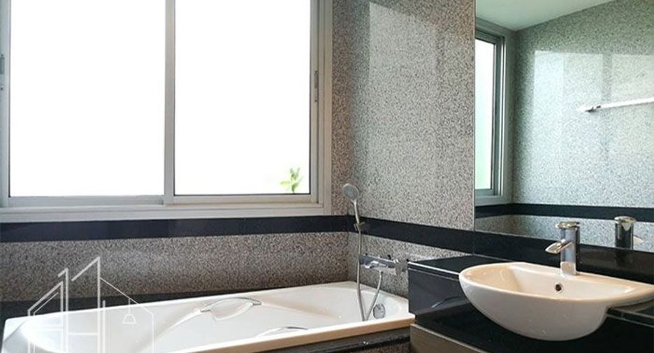 Wohnung zur Miete mit 3 Zimmer in Watthana, Bangkok