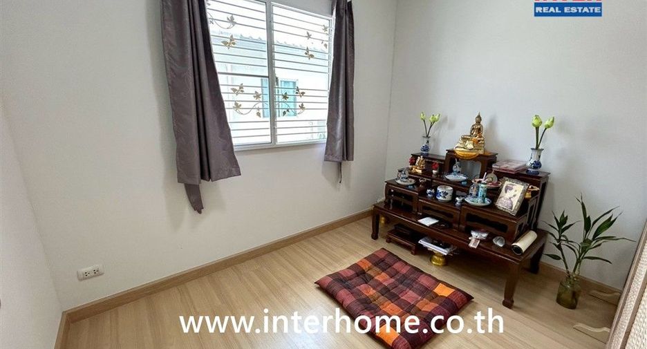 Reihenhaus zum Kauf mit 3 Zimmer in Bang Phli, Samut Prakan