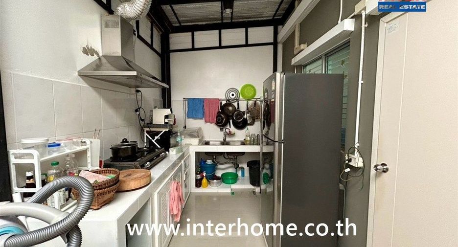 Reihenhaus zum Kauf mit 3 Zimmer in Bang Phli, Samut Prakan