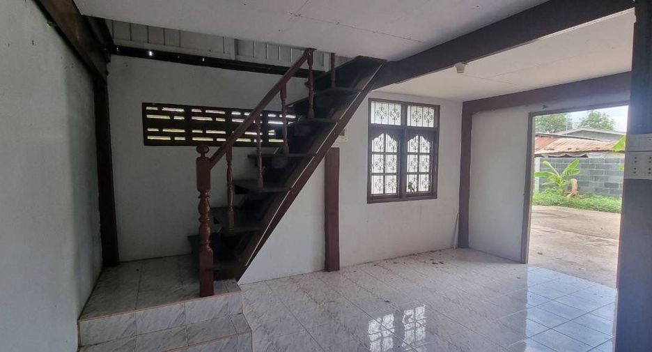 Casa en venta de 2 habitaciones en Phanom Sarakham, Chachoengsao