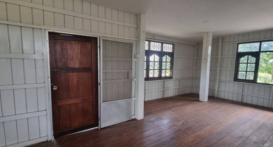 Casa en venta de 2 habitaciones en Phanom Sarakham, Chachoengsao