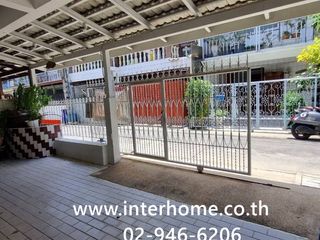 Casa adosada en venta de 4 habitaciones en Chatuchak, Bangkok