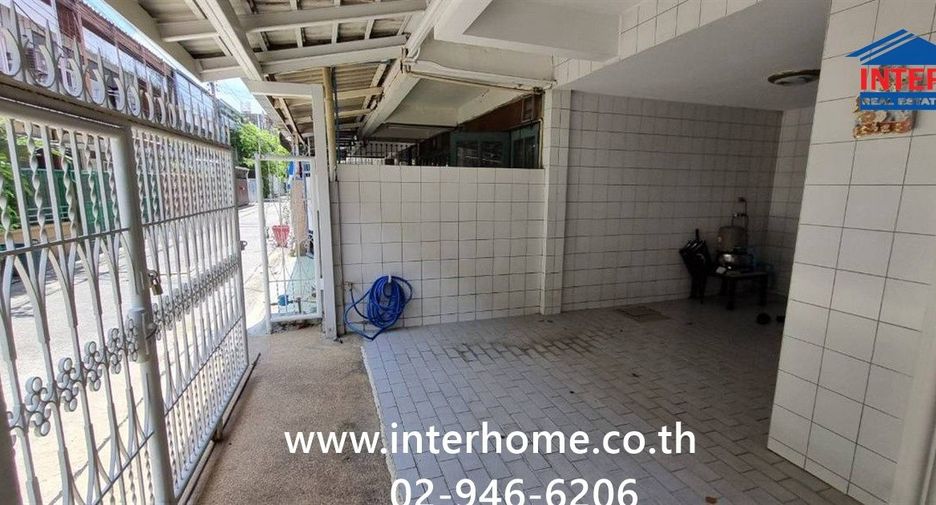 Casa adosada en venta de 4 habitaciones en Chatuchak, Bangkok