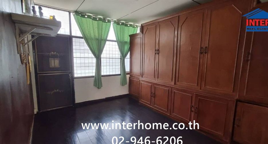 Casa adosada en venta de 4 habitaciones en Chatuchak, Bangkok