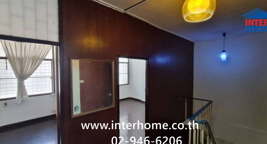 Casa adosada en venta de 4 habitaciones en Chatuchak, Bangkok