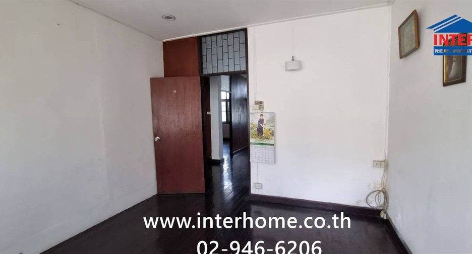 Casa adosada en venta de 4 habitaciones en Chatuchak, Bangkok