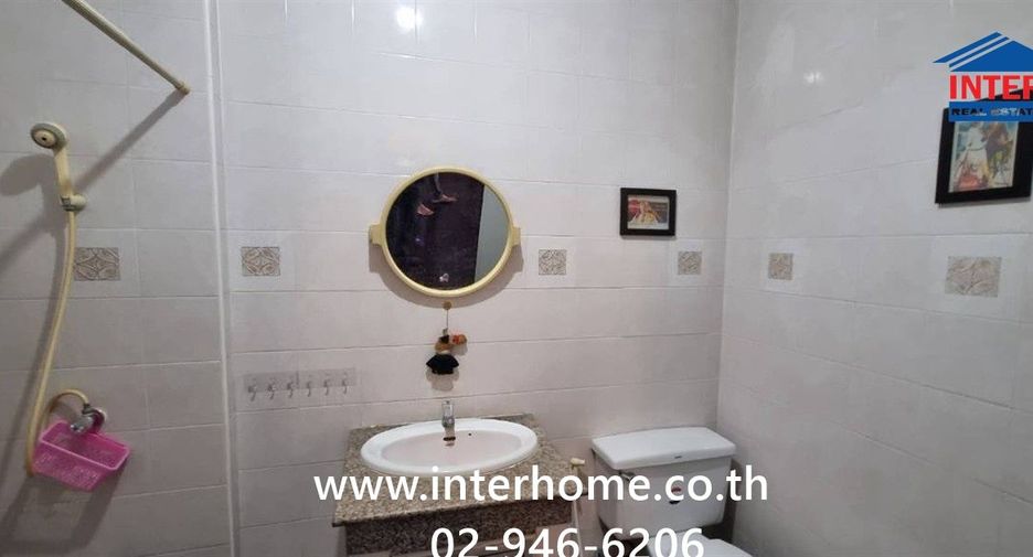 Casa adosada en venta de 4 habitaciones en Chatuchak, Bangkok