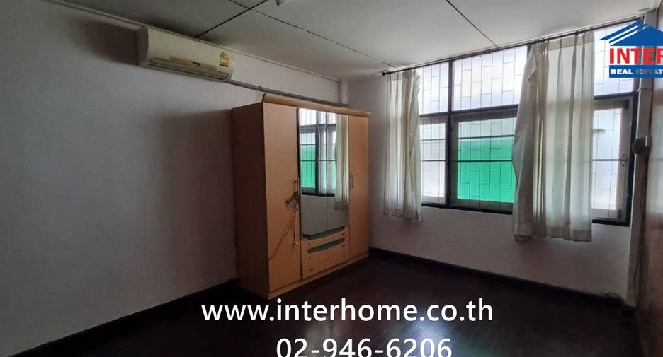 Casa adosada en venta de 4 habitaciones en Chatuchak, Bangkok