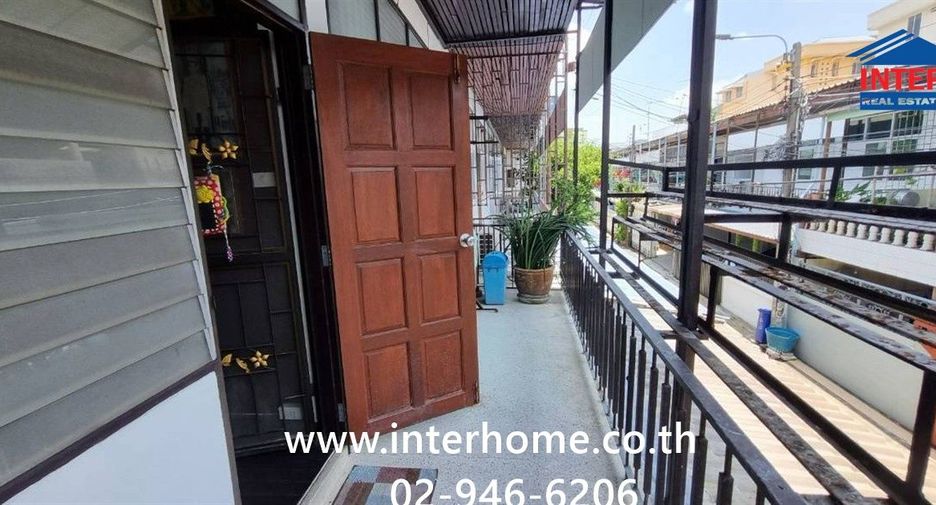 Casa adosada en venta de 4 habitaciones en Chatuchak, Bangkok
