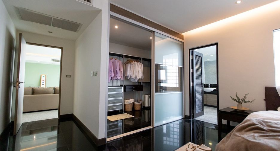 Wohnung zur Miete mit 3 Zimmer in Watthana, Bangkok