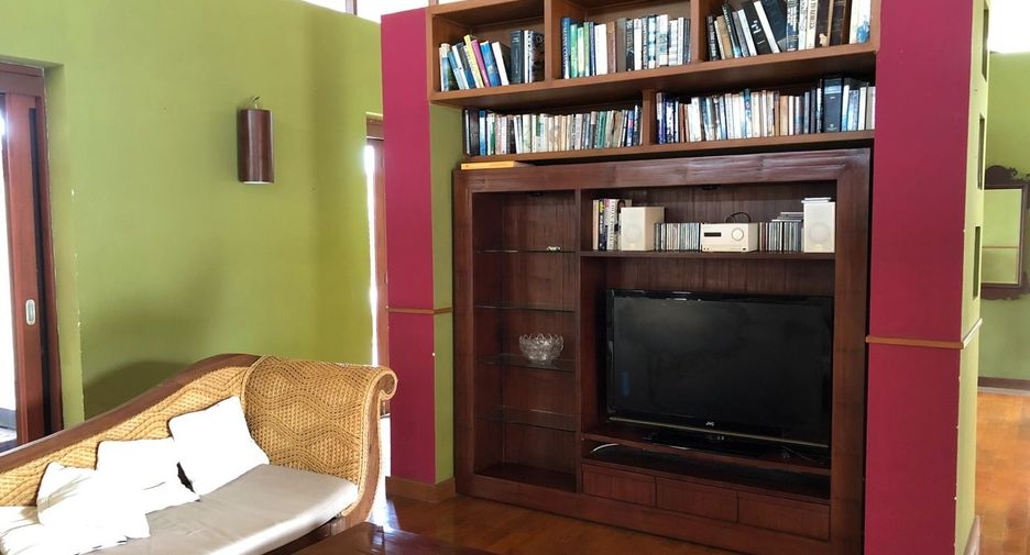 For sale 3 bedrooms villa in Mae On, Chiang Mai