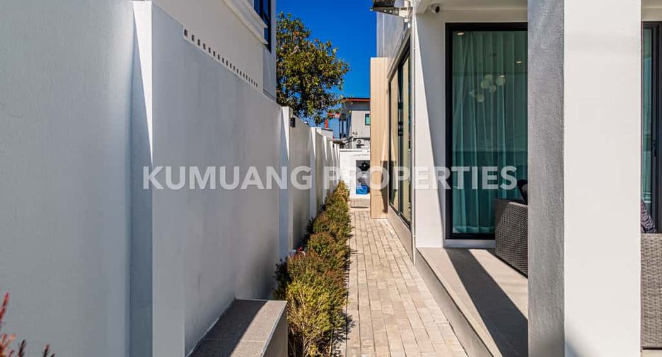 For rent 4 bedrooms house in Hang Dong, Chiang Mai