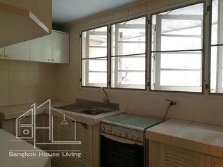 Apartment zur Miete mit 3 Zimmer in Watthana, Bangkok