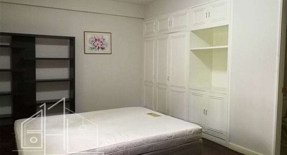 Apartment zur Miete mit 3 Zimmer in Watthana, Bangkok