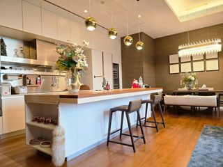 Condo en venta de 3 habitaciones en Pathum Wan, Bangkok