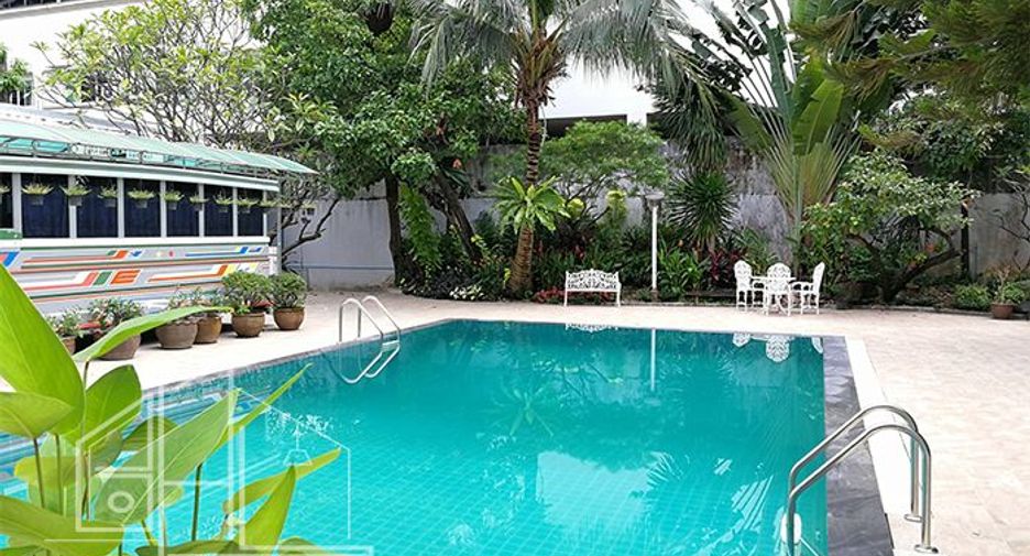 For rent 2 ベッドルーム condo in Watthana, Bangkok