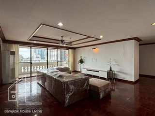 Apartment zur Miete mit 4 Zimmer in Watthana, Bangkok