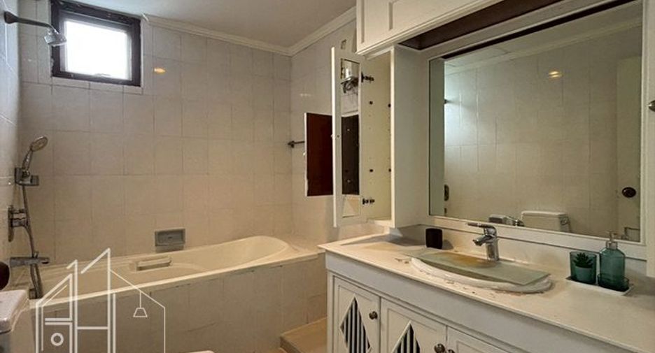 Apartment zur Miete mit 4 Zimmer in Watthana, Bangkok