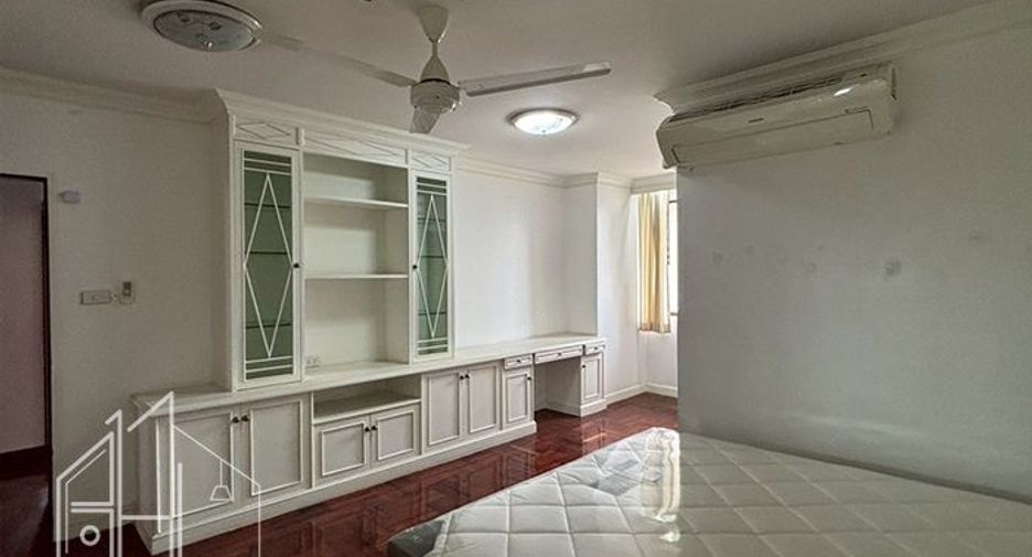 Apartment zur Miete mit 4 Zimmer in Watthana, Bangkok