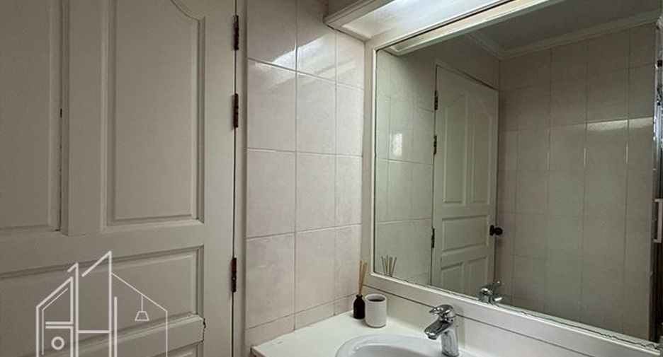 Apartment zur Miete mit 4 Zimmer in Watthana, Bangkok